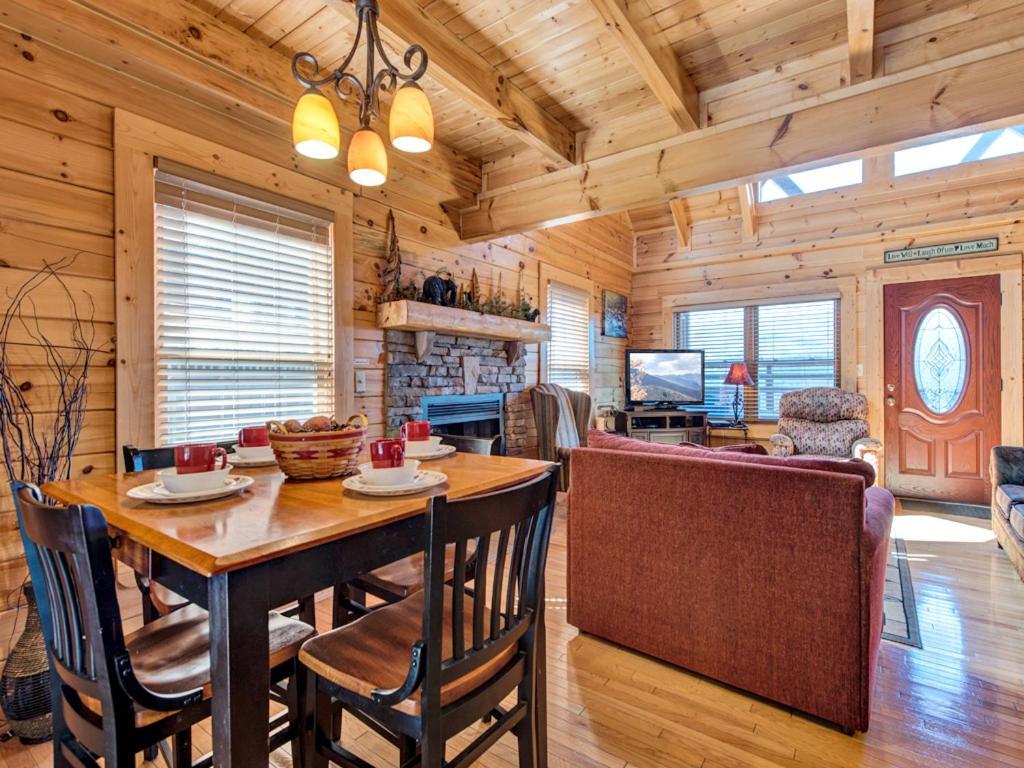 Misty Mountain Hideaway Διαμέρισμα Pigeon Forge Εξωτερικό φωτογραφία
